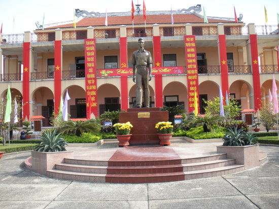 Muzium Presiden Ho Chi Minh